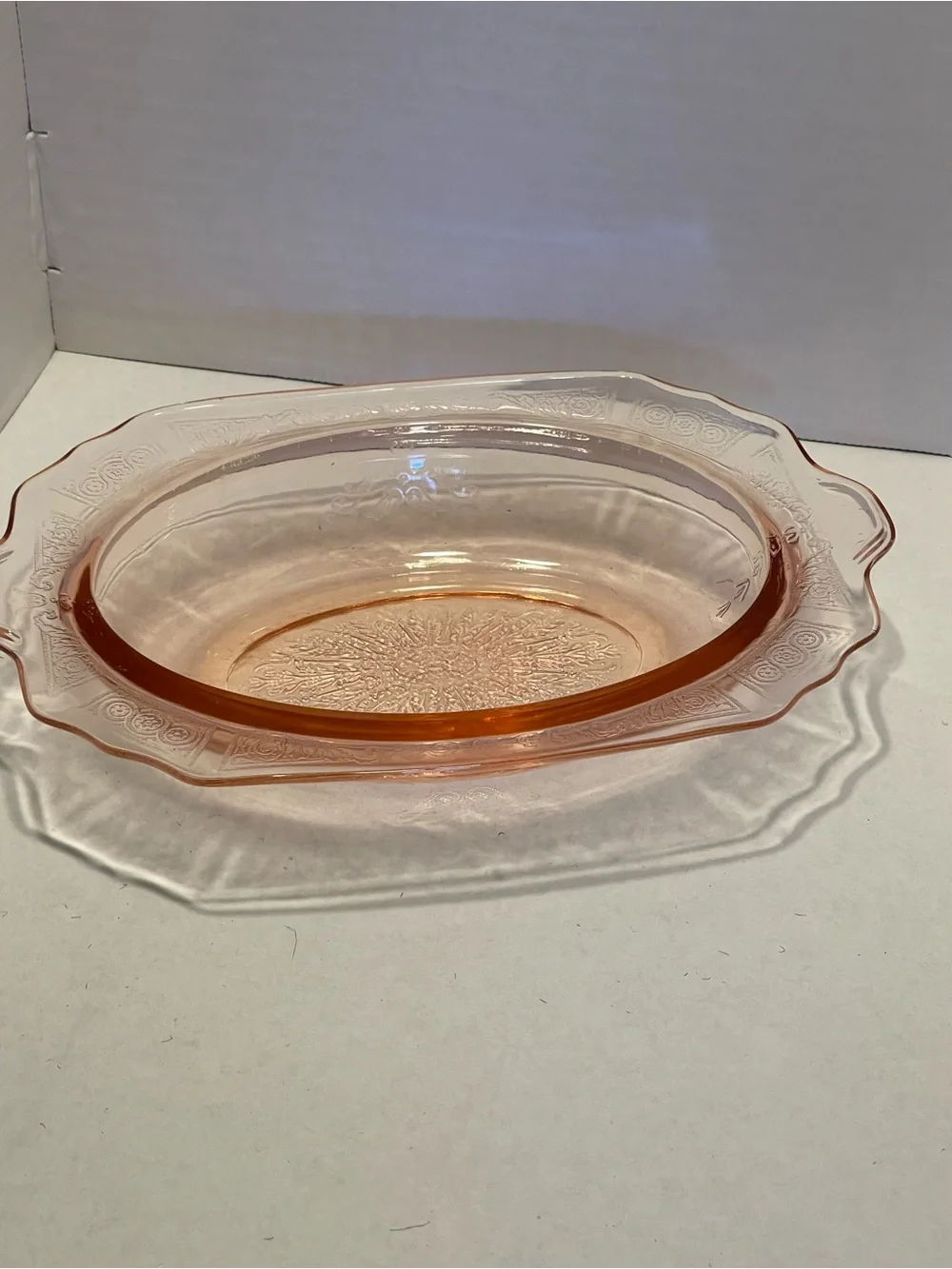 Vintage Jeannette’s Pink Glass Serving vegetable bowl